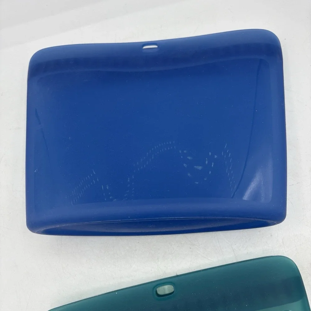 Tupperware Ultimate Silicone Bags Microwavable Blue 7.5 Cup Green 4 Cup Lot of 2